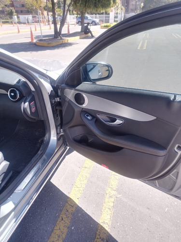 Imagen 4 de 6 de Mercedez Benz - Modelo 2016