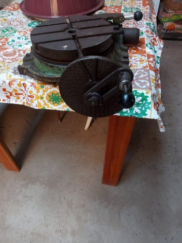 Imagem 5 de 5 de Tem Uma Escada Caracol 850 Reais