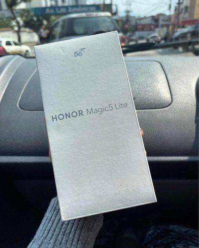 Honor Magic 5 Lite 5g  256gb/8gb