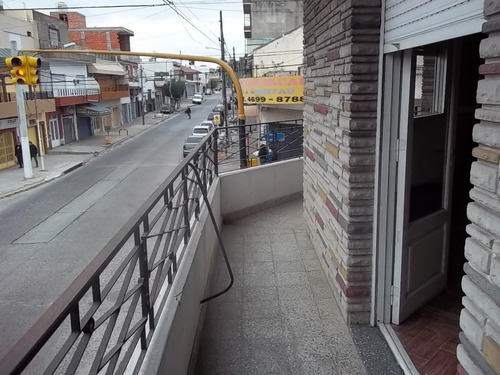 Imagen 4 de 6 de Departamento De 3 Ambientes En Alquiler Tablada.-