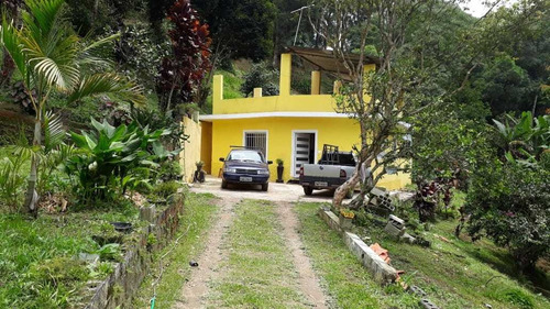 Chacara Com Casa Sede Contendo Cozinha De Vidro 3 Quartos...