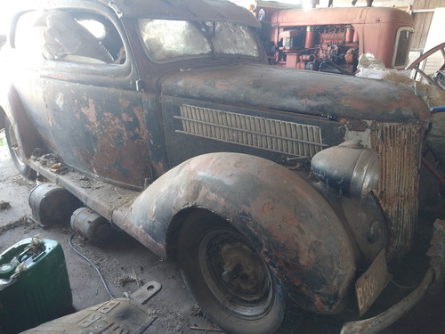 Ford 1938 V8