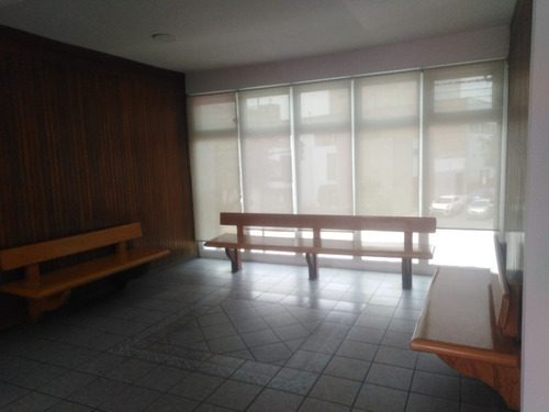 Oficinas En Renta En Zona Centro Con Recepción