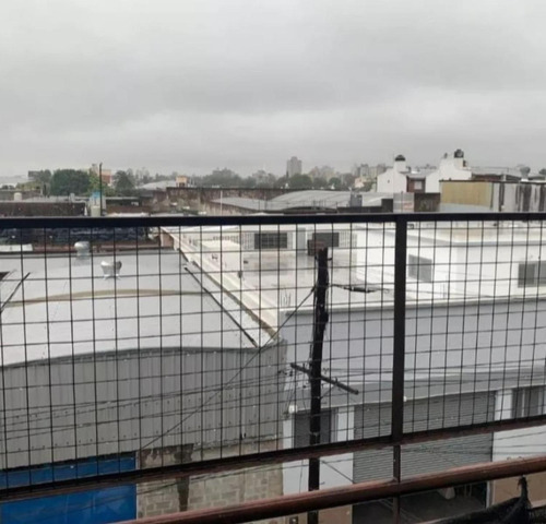 Departamento En Venta - 2 Dormitorios 1 Baño - Cochera - 70mts2 - Villa Lynch