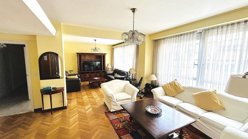Imagen 5 de 30 de Departamento En Venta 3 Dormitorios Y Servicio Centro