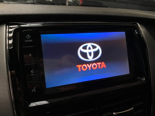 Toyota Yaris S Cvt 1.5 Automatico Hatchback 5p