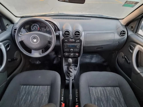 Imagen 10 de 16 de Renault Sandero 1.6 Authentique Pack I 90cv