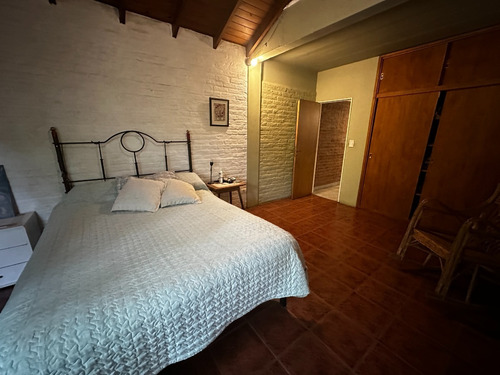 Imagen 8 de 19 de Venta Casa En Monte Grande - Miles Al 200