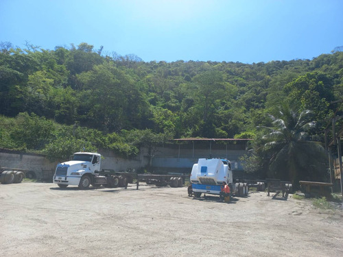 182098 Am* Venta Galpon, Zona Industrial Santa Rosa, Puerto Cabello