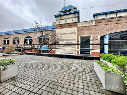 Oficina Venta Olivos 200m2 100% Remodelada