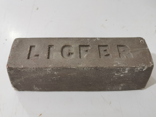 Imagen 3 de 3 de Pasta Para Pulir Metales Ferrosos Negra Licfer Lf-07
