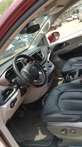 Chrysler Pacifica Limited