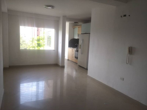 En Venta Apartamento (el Único De 3 Habitaciones Que Queda En El Mercado) Residencias Virgen Morena, Naguanagua Estado Carabobo - Venezuela / Emer