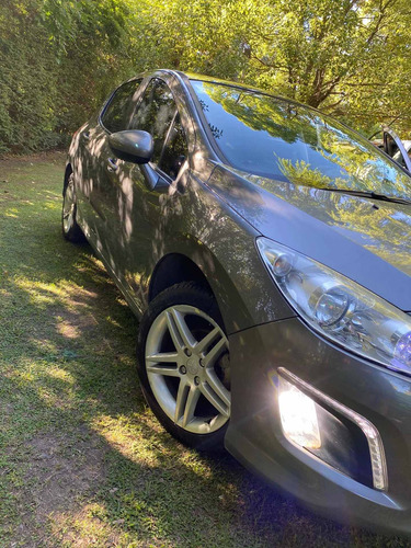 Peugeot 308 2.0 Feline 143cv 2013