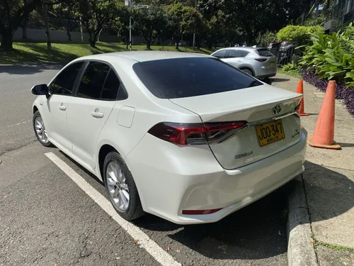Toyota Corolla 1.8 Xe-i Hibrido At 4x2 2020