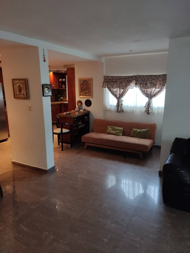 Imagen 2 de 19 de Town House Ubicado En La Urbanización Antares Villa.