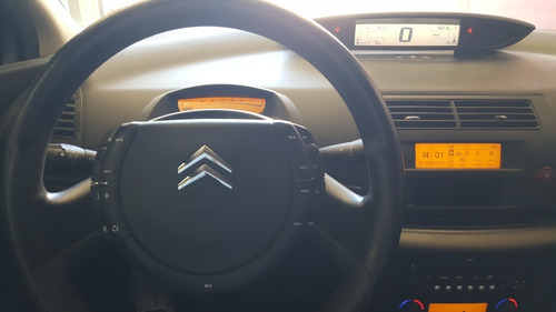 Imagen 13 de 15 de Citroen C4 1.6 5p Pack Look