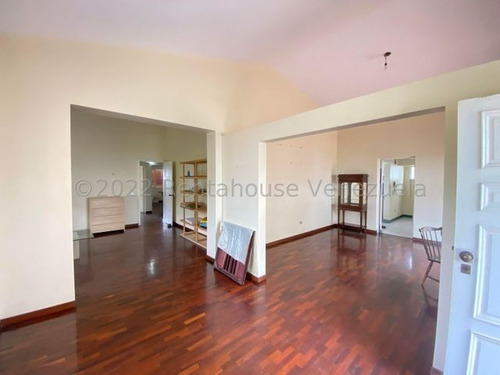 Imagen 4 de 15 de Elisa Erebrie Vende Casa Altamira 0412.019.92.69 Código: 22-24984