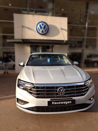 Volkswagen Vento Highline 250 Tsi At En Stock P Entregar