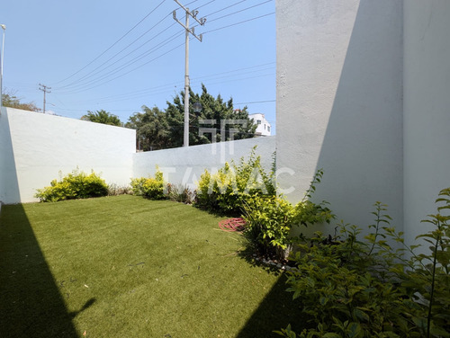 Casa En Venta En Exclusiva Comunidad Cerrada En Burgos Corinto, Temixco