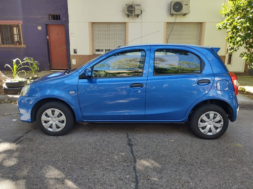 Toyota Etios X 1.5n 5 Ptas. Mt / Nafta / 2014