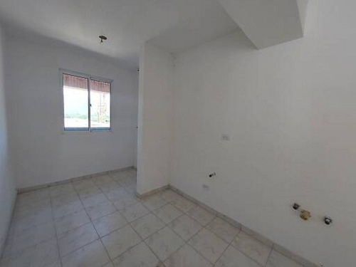Imagen 4 de 14 de Re/max. Iris Hernandez. Vende Townhouse (88m2). Manantial. Naguanagua. Codigo 127545