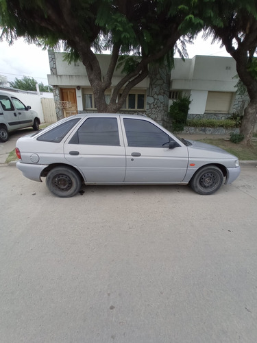 Ford Escort 1.8 Lx D