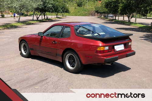Porsche 944 Coupé - 1983