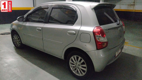 Imagem 3 de 15 de Toyota Etios 1.5 Xls 16v Flex 4p Manual