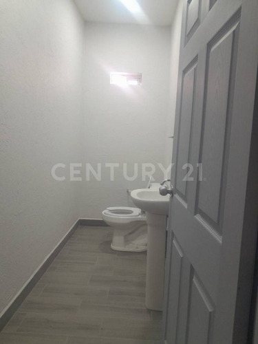 -se Vende Casa En Col. Tierra Nueva En Cd. Cuauhtemoc, Chih