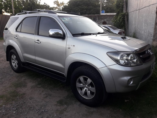 Toyota Hilux Sw4 2007 Srv Automatic