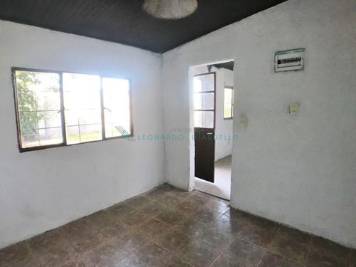 Imagen 5 de 14 de Colonia Del Sacramento - Casa A Refaccionar Con Muy Buen Terreno