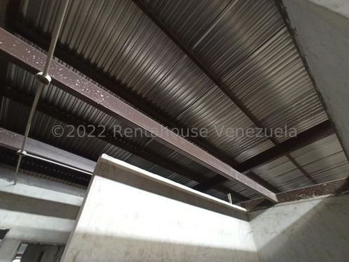 Galpón Industrial En Venta Acepta Financiamiento, Intercomunal Turmero Sector La Providencia 23-13972 Hc