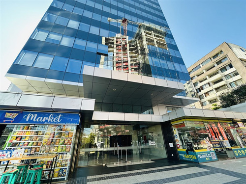 Oficina En Venta En Providencia Con Un Estacionamiento