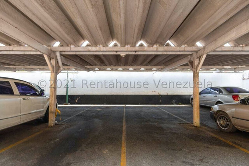 Imagen 19 de 20 de Apartamento En Venta, Urb Caurimare