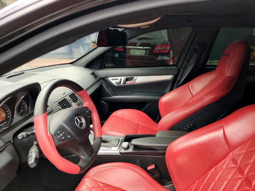 Imagem 10 de 13 de Mercedes C63 Amg