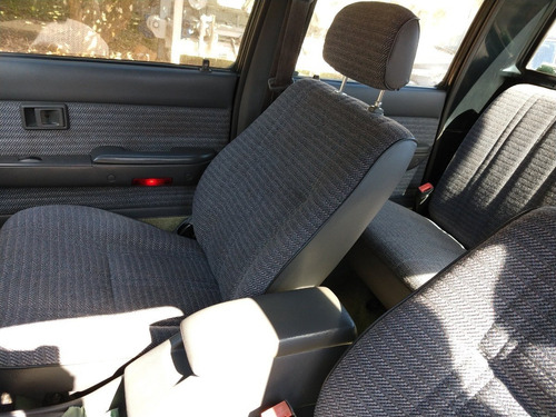 Toyota Hilux Sr5 2.8 Diesel 4x4 1998 Quadrada
