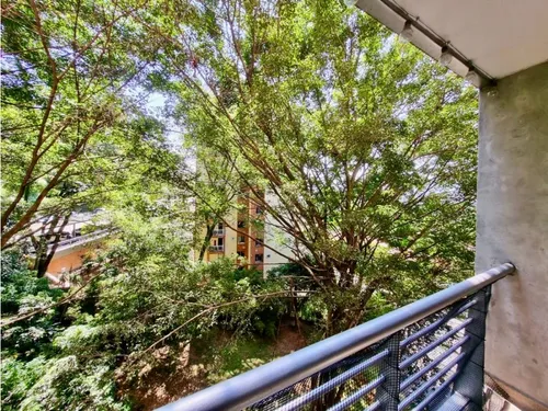 Apartamento En Arriendo Amoblado En Poblado Castropol