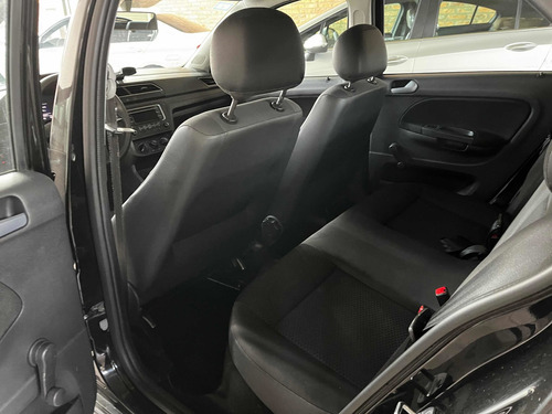 Imagen 6 de 12 de Volkswagen Gol Trend 2019 1.6 Trendline 101cv