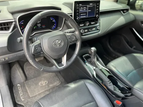 Toyota Corolla 1.8cc Hibrido At Aa 4x2