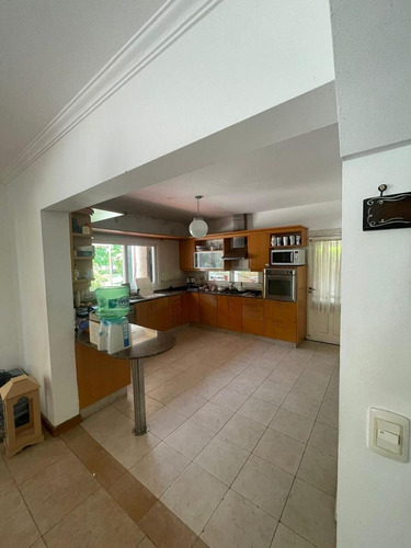 Casa En Venta En Country Los Puentes, Lujan