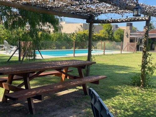 Casa En Venta En Santa Teresa - Villanueva - Tigre