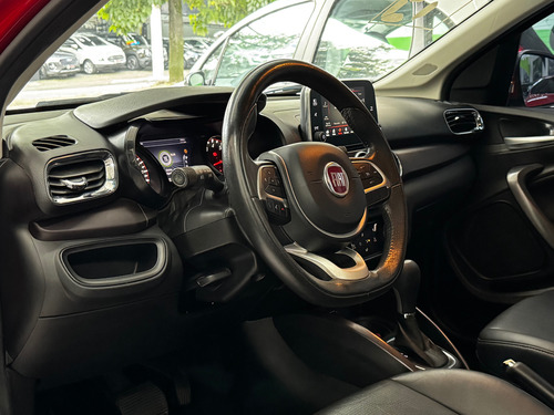 Fiat Cronos 1.8 Precision 16v Flex Aut. 4p