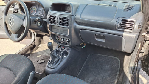 Renault Clio 1.0 16v Expression Hi-power 5p