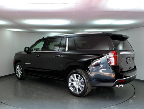 Imagen 7 de 15 de Suburban 2021 High Country