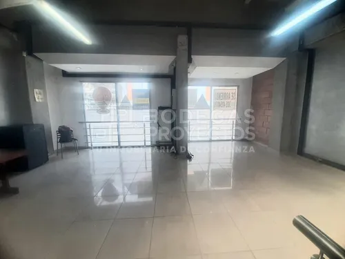 Arriendo Local En El Sector Central De La Minorista