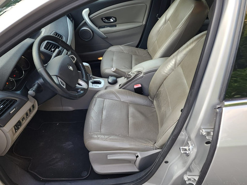 Renault Fluence Sedan Privilège 2.0 16V FLEX Aut