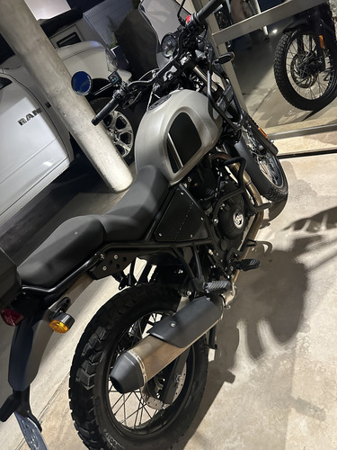 Royal Enfield Himalayan 2023 Como Nueva