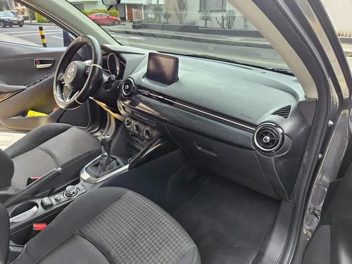 Mazda 2 Touring