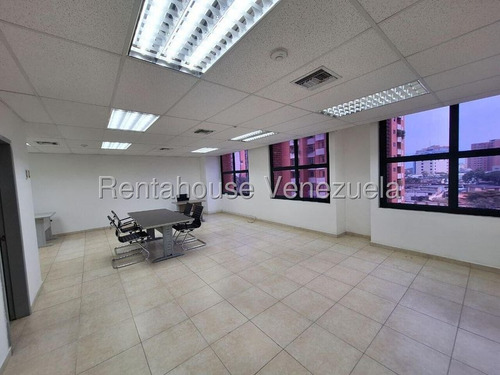 Valeria Chong Oficina Alquiler Barquisimeto Lara Zona Este Oportunidad Residencial Economico Código Inmobiliaria Rent-a-house 25-18447